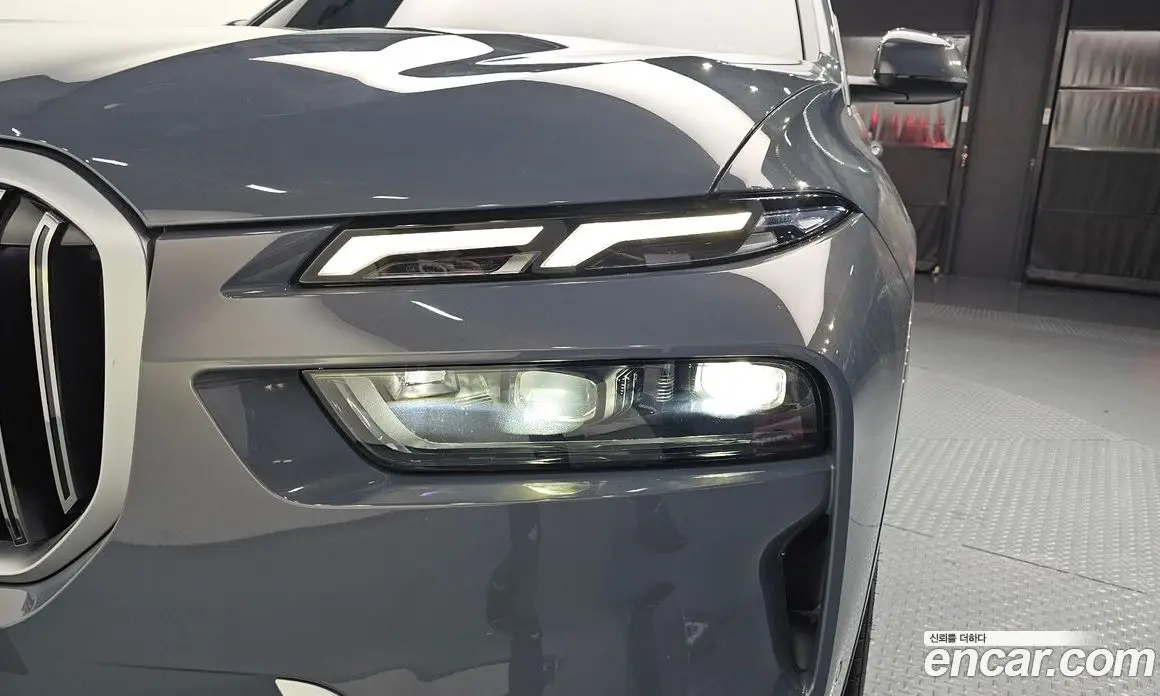 BMW X7 2023 3.0 автомат (гидро), фото 8