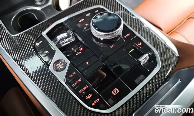 BMW X7 2025 3.0 автомат (гидро), миниатюра 12