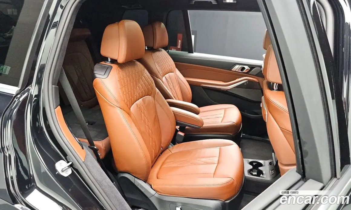 BMW X7 2025 3.0 автомат (гидро), фото 17 BMW X7 2025 3.0 автомат (гидро), фото 17