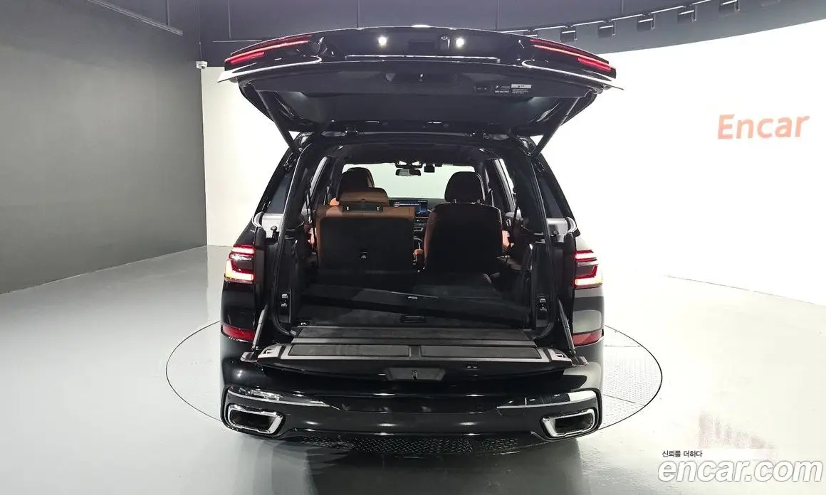 BMW X7 2025 3.0 автомат (гидро), фото 30 BMW X7 2025 3.0 автомат (гидро), фото 30