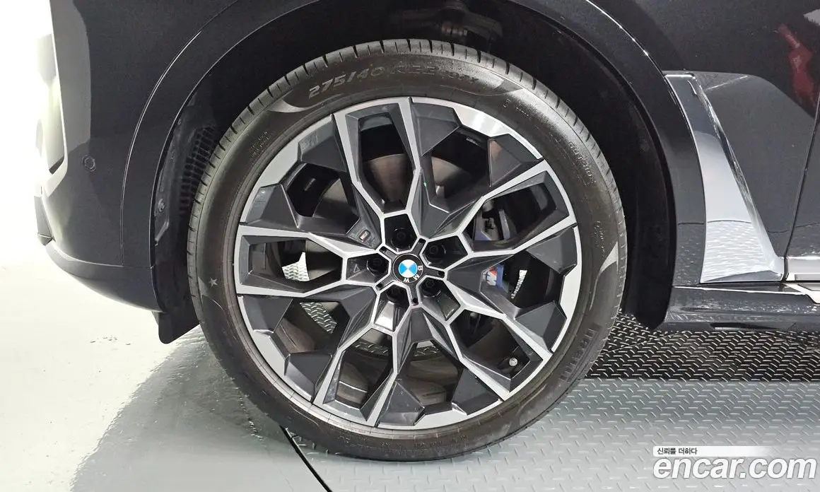 BMW X7 2025 3.0 автомат (гидро), фото 5 BMW X7 2025 3.0 автомат (гидро), фото 5