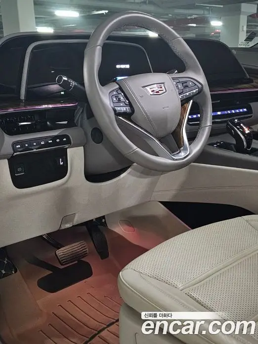 Cadillac Escalade 2022 6.2 автомат (гидро), фото 7 Cadillac Escalade 2022 6.2 автомат (гидро), фото 7