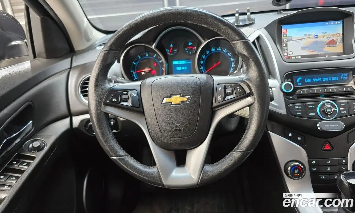 Chevrolet Cruze 2012 1.8 автомат (гидро), фото 13 Chevrolet Cruze 2012 1.8 автомат (гидро), фото 13