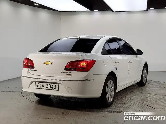Chevrolet Cruze 2015 1.4 автомат (гидро), миниатюра 4 Chevrolet Cruze 2015 1.4 автомат (гидро), миниатюра 4