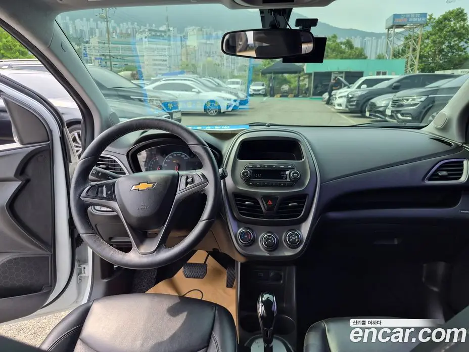 Chevrolet Spark 2019 1.0 автомат (гидро), фото 15 Chevrolet Spark 2019 1.0 автомат (гидро), фото 15