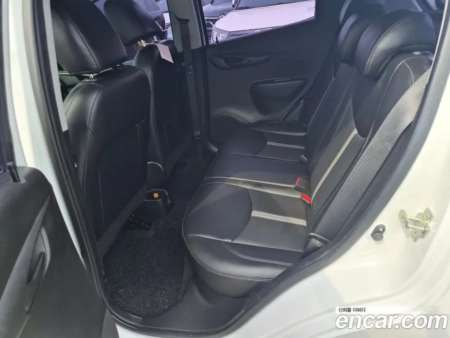 Chevrolet Spark 2019 1.0 автомат (гидро), фото 10 Chevrolet Spark 2019 1.0 автомат (гидро), фото 10