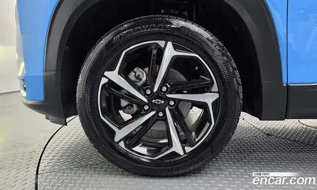 Chevrolet TrailBlazer 2023 1.3 автомат (гидро), миниатюра 4
