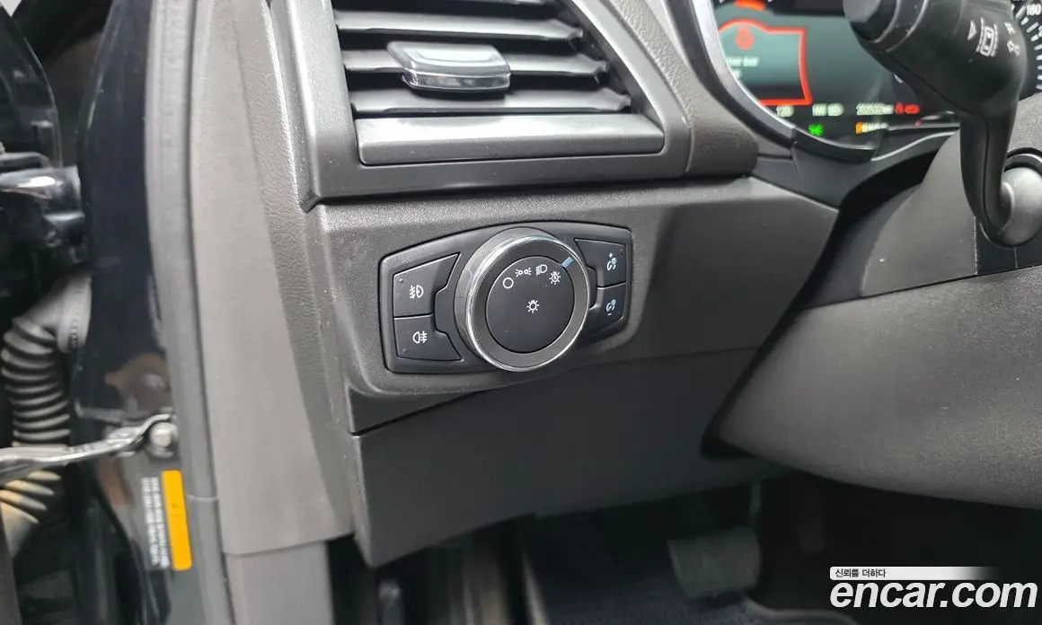 Ford Mondeo 2016 2.0 автомат (гидро), фото 17 Ford Mondeo 2016 2.0 автомат (гидро), фото 17