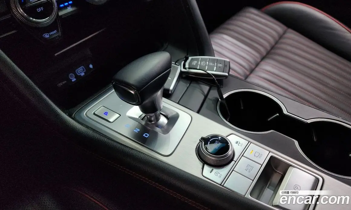 Genesis G70 2018 3.3 автомат (гидро), фото 9 Genesis G70 2018 3.3 автомат (гидро), фото 9