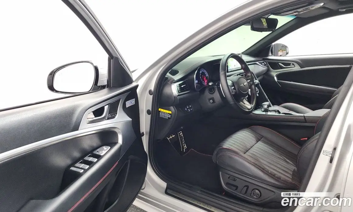 Genesis G70 2018 3.3 автомат (гидро), фото 10 Genesis G70 2018 3.3 автомат (гидро), фото 10