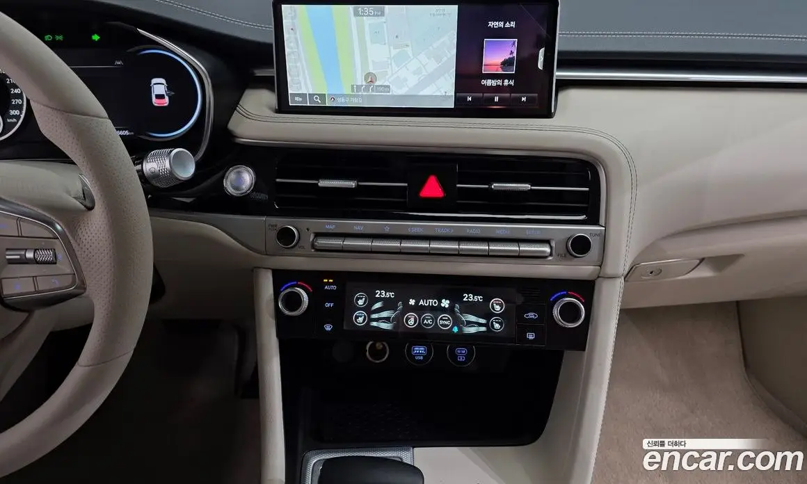 Genesis G70 2024 2.5 автомат (гидро), фото 20 Genesis G70 2024 2.5 автомат (гидро), фото 20