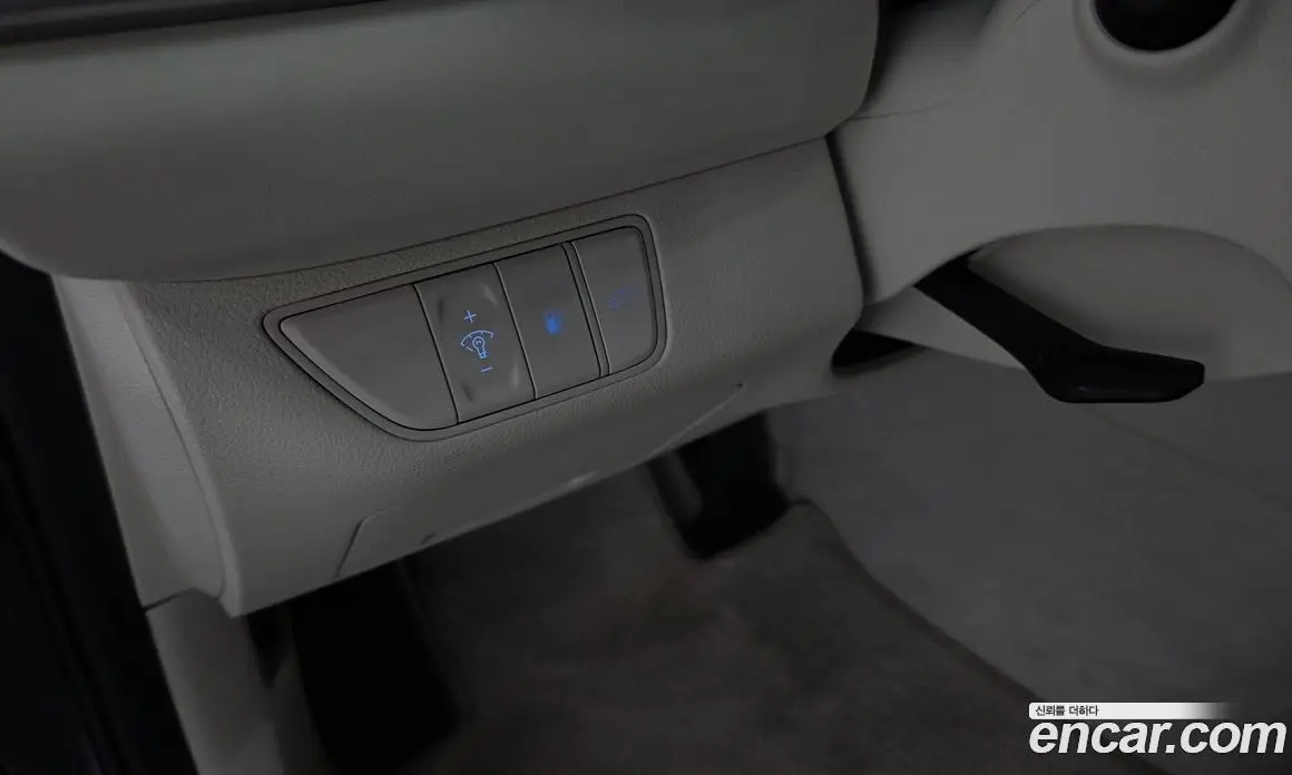 Genesis G70 2024 2.5 автомат (гидро), фото 28 Genesis G70 2024 2.5 автомат (гидро), фото 28