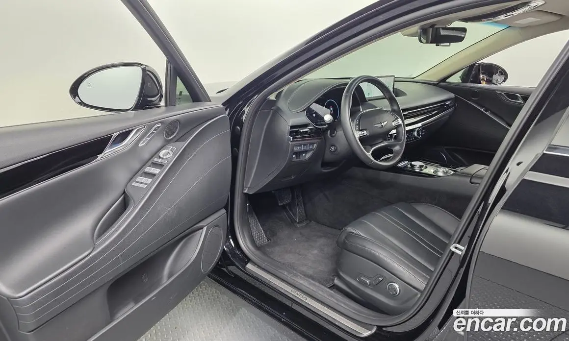 Genesis G80 2023 2.5 автомат (гидро), фото 10 Genesis G80 2023 2.5 автомат (гидро), фото 10