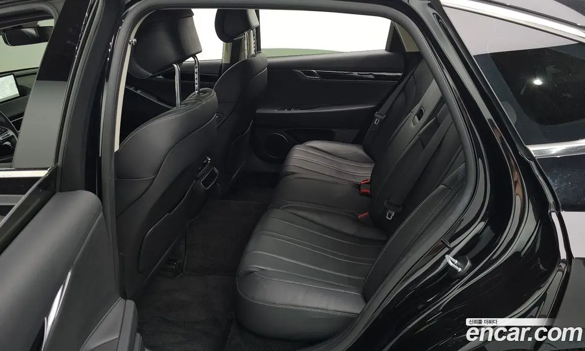 Genesis G80 2023 2.5 автомат (гидро), фото 11 Genesis G80 2023 2.5 автомат (гидро), фото 11