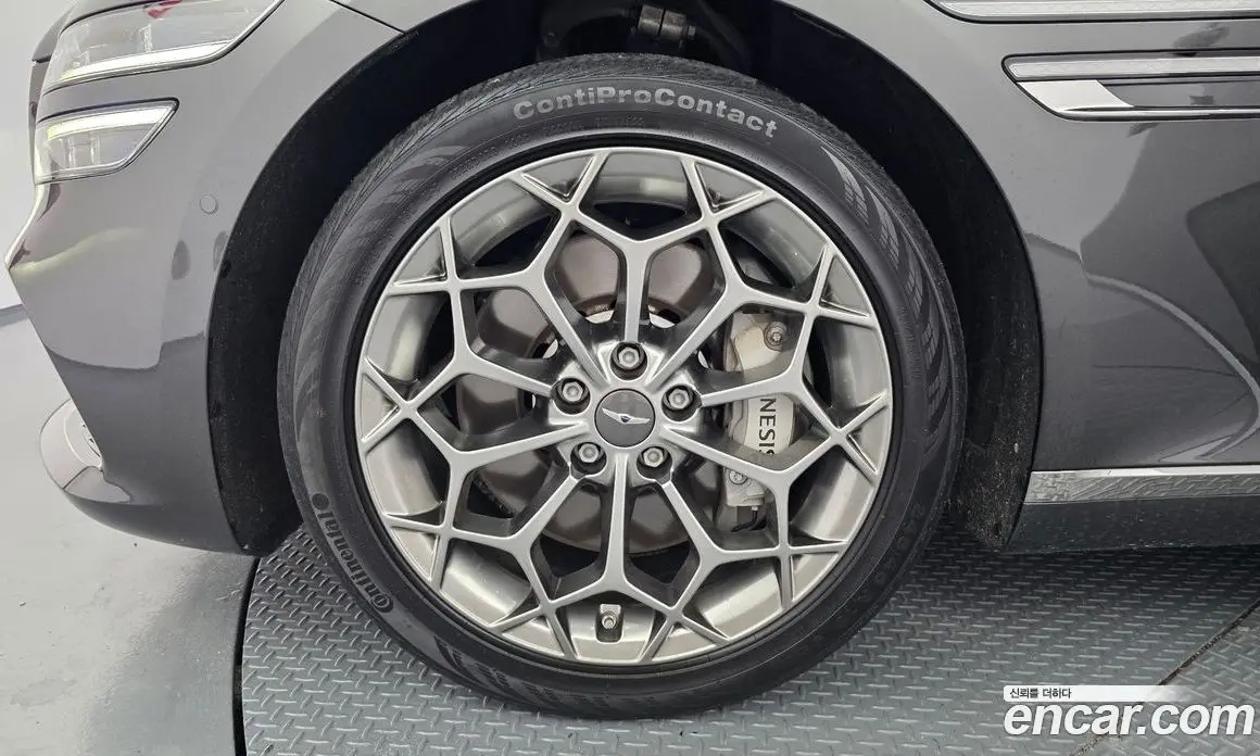 Genesis G80 2024 2.5 автомат (гидро), фото 5 Genesis G80 2024 2.5 автомат (гидро), фото 5