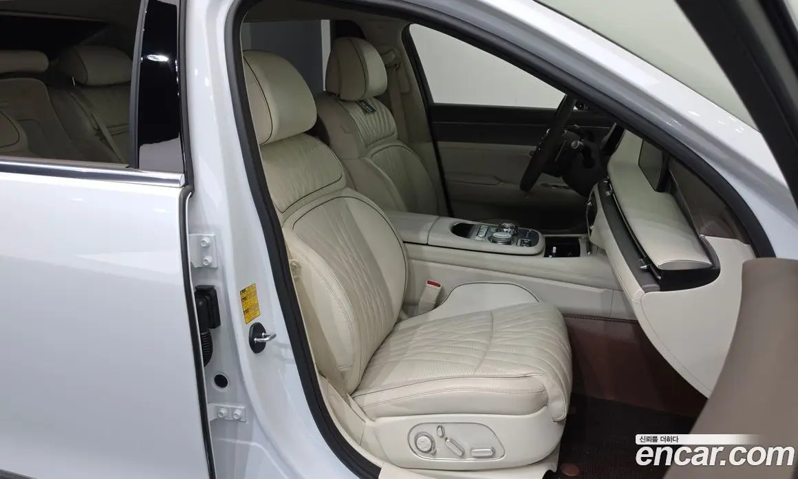 Genesis G90 2022 3.5 автомат (гидро), фото 16 Genesis G90 2022 3.5 автомат (гидро), фото 16