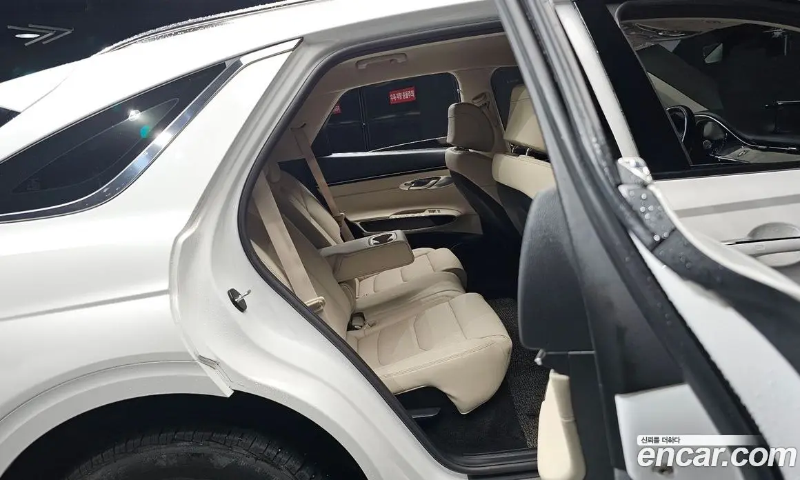 Genesis GV70 2021 2.5 автомат (гидро), фото 11 Genesis GV70 2021 2.5 автомат (гидро), фото 11