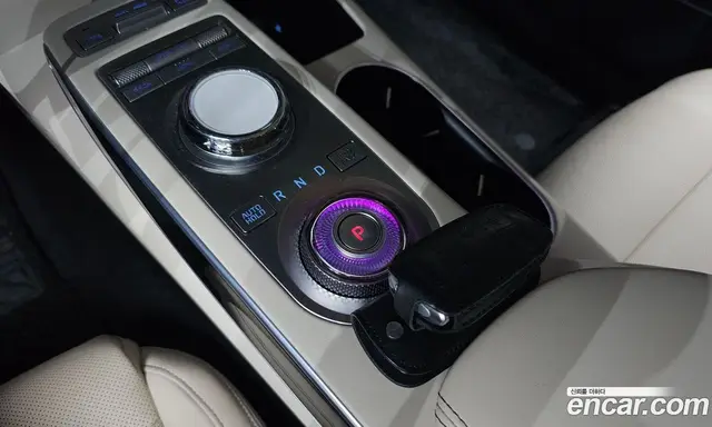 Genesis GV70 2021 2.5 автомат (гидро), миниатюра 9 Genesis GV70 2021 2.5 автомат (гидро), миниатюра 9