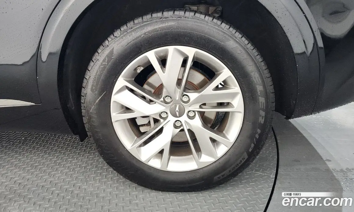 Genesis GV70 2021 2.2 автомат (гидро), фото 7 Genesis GV70 2021 2.2 автомат (гидро), фото 7