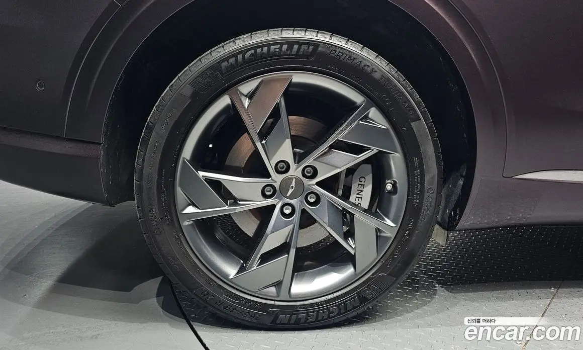 Genesis GV70 2022 0.1 автомат (гидро), фото 4 Genesis GV70 2022 0.1 автомат (гидро), фото 4