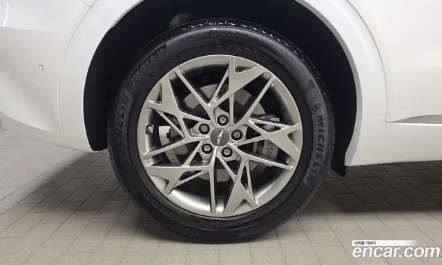 Genesis GV70 2023 2.5 автомат (гидро), миниатюра 4 Genesis GV70 2023 2.5 автомат (гидро), миниатюра 4