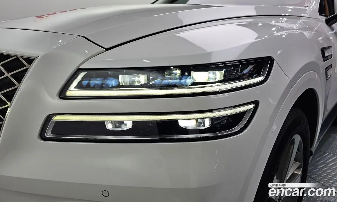 Genesis GV80 2023 2.5 автомат (гидро), фото 8 Genesis GV80 2023 2.5 автомат (гидро), фото 8