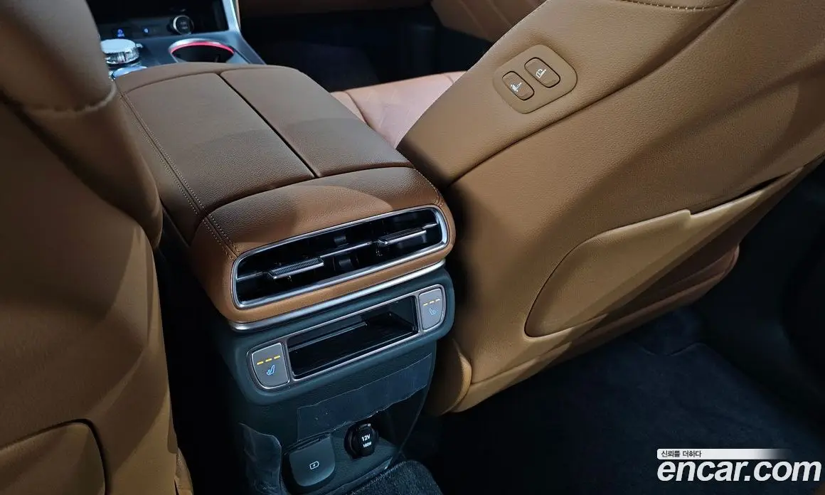Genesis GV80 2025 2.5 автомат (гидро), фото 30 Genesis GV80 2025 2.5 автомат (гидро), фото 30