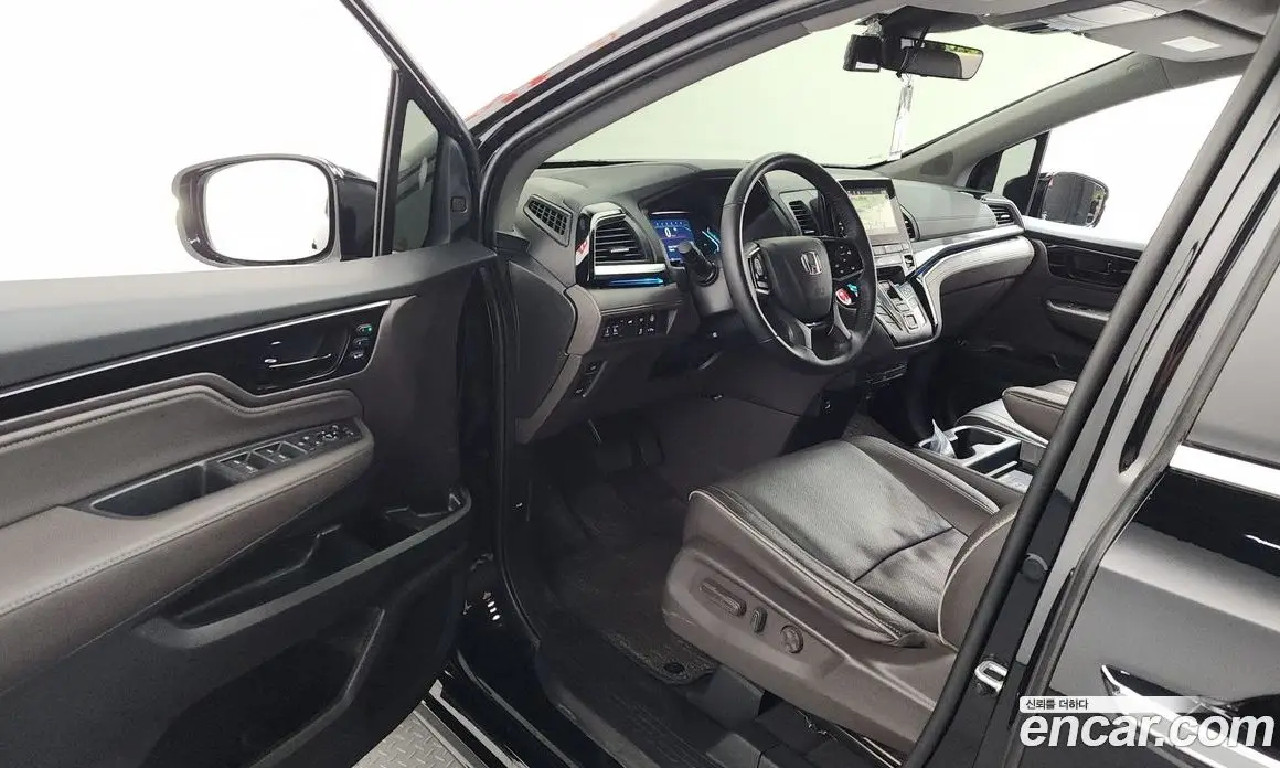 Honda Odyssey 2021 3.5 автомат (гидро), фото 13 Honda Odyssey 2021 3.5 автомат (гидро), фото 13