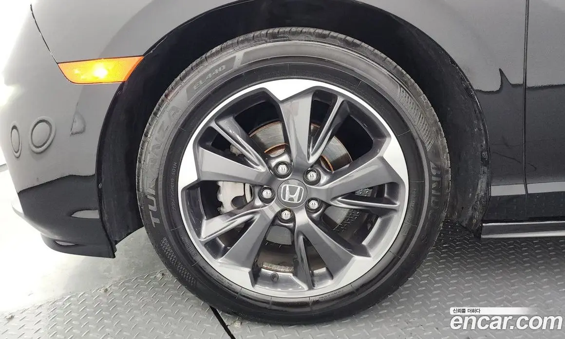 Honda Odyssey 2021 3.5 автомат (гидро), фото 5 Honda Odyssey 2021 3.5 автомат (гидро), фото 5