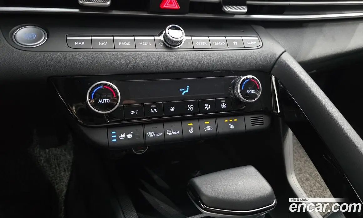 Hyundai Avante 2021 1.6 автомат (гидро), фото 21