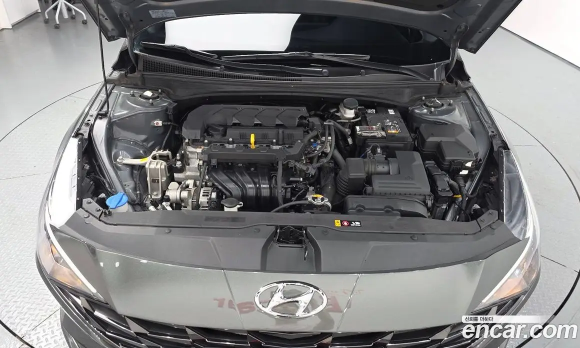 Hyundai Avante 2021 1.6 автомат (гидро), фото 5