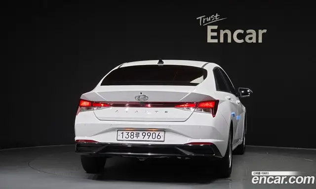 Hyundai Avante 2023 1.6 автомат (гидро), миниатюра 4 Hyundai Avante 2023 1.6 автомат (гидро), миниатюра 4