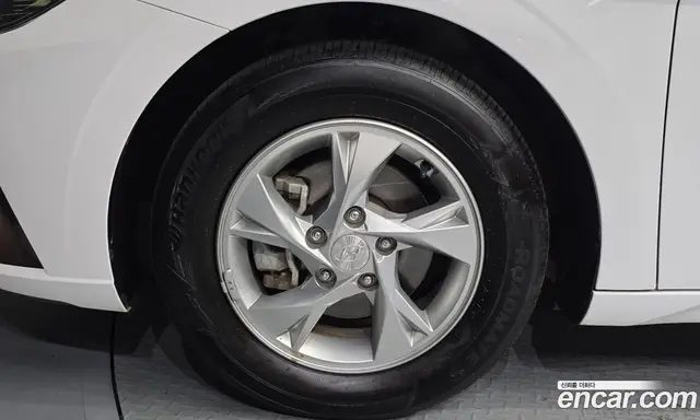 Hyundai Avante 2023 1.6 автомат (гидро), миниатюра 5 Hyundai Avante 2023 1.6 автомат (гидро), миниатюра 5