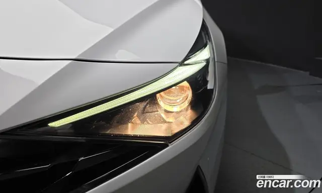 Hyundai Avante 2023 1.6 автомат (гидро), миниатюра 8 Hyundai Avante 2023 1.6 автомат (гидро), миниатюра 8