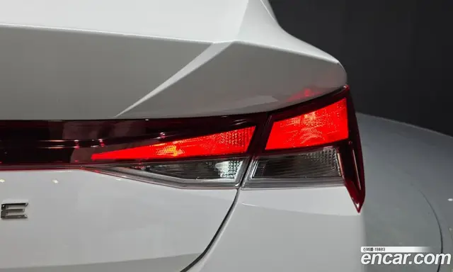 Hyundai Avante 2023 1.6 автомат (гидро), миниатюра 9 Hyundai Avante 2023 1.6 автомат (гидро), миниатюра 9