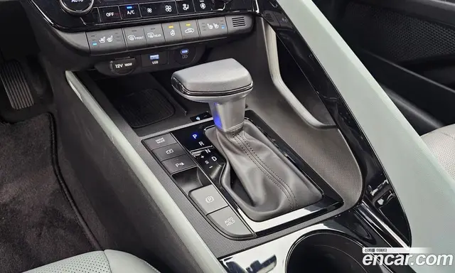 Hyundai Avante 2024 1.6 автомат (гидро), миниатюра 9