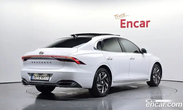 Hyundai Grandeur 2022 2.4 автомат (гидро), миниатюра 1 Hyundai Grandeur 2022 2.4 автомат (гидро), миниатюра 1