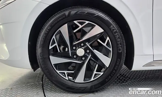 Hyundai Grandeur 2022 2.4 автомат (гидро), миниатюра 4 Hyundai Grandeur 2022 2.4 автомат (гидро), миниатюра 4