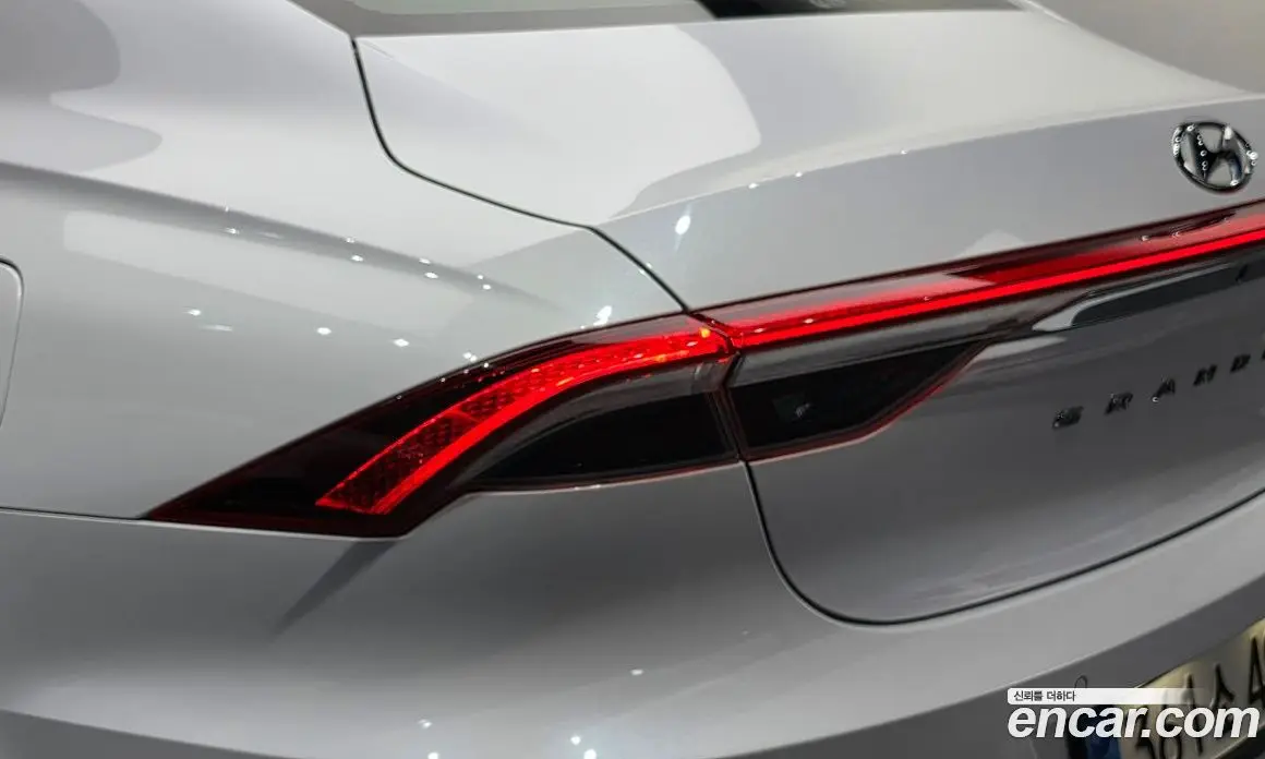 Hyundai Grandeur 2022 2.4 автомат (гидро), фото 8 Hyundai Grandeur 2022 2.4 автомат (гидро), фото 8