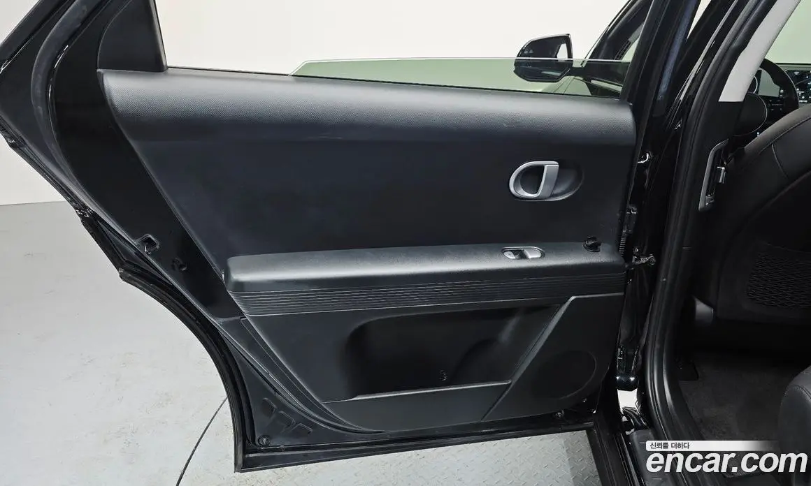 Hyundai Ioniq 5 2023 0.1 автомат (гидро), фото 15 Hyundai Ioniq 5 2023 0.1 автомат (гидро), фото 15