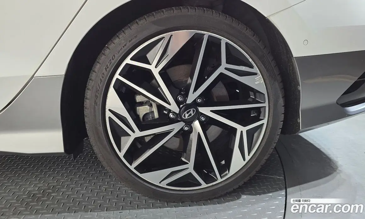 Hyundai Ioniq 6 2022 0.1 автомат (гидро), фото 7
