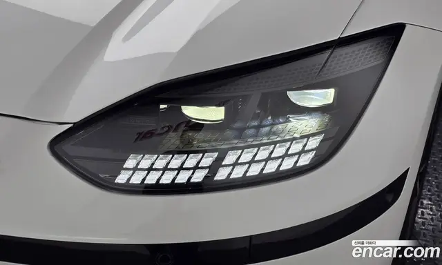 Hyundai Ioniq 6 2022 0.1 автомат (гидро), миниатюра 8