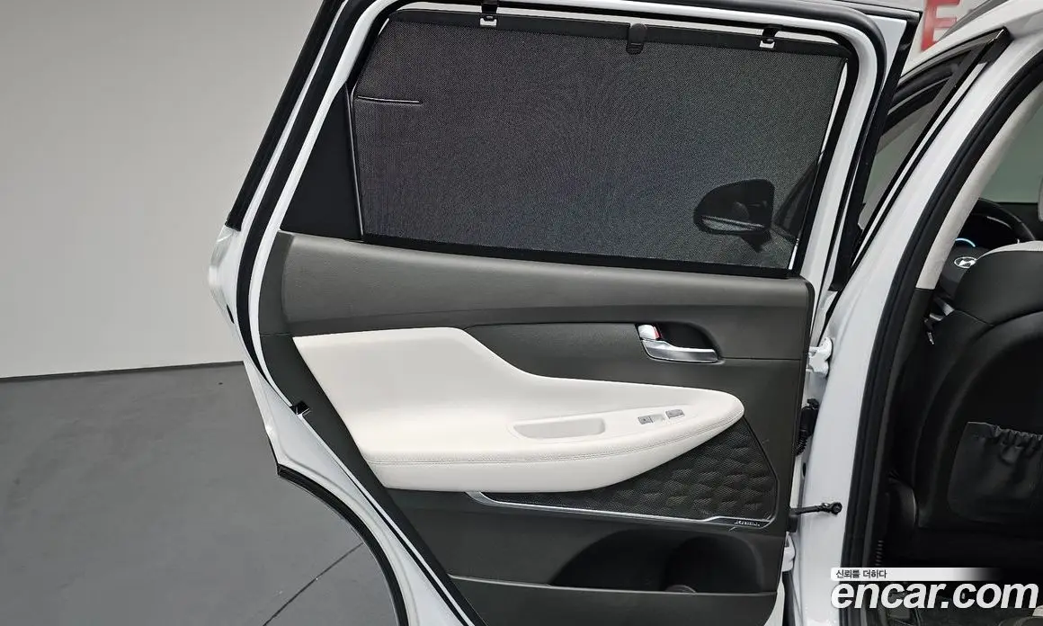 Hyundai Santa Fe 2022 1.6 автомат (гидро), фото 14 Hyundai Santa Fe 2022 1.6 автомат (гидро), фото 14