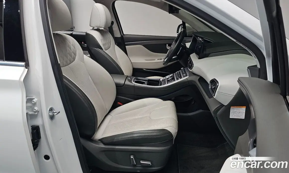 Hyundai Santa Fe 2022 1.6 автомат (гидро), фото 15 Hyundai Santa Fe 2022 1.6 автомат (гидро), фото 15