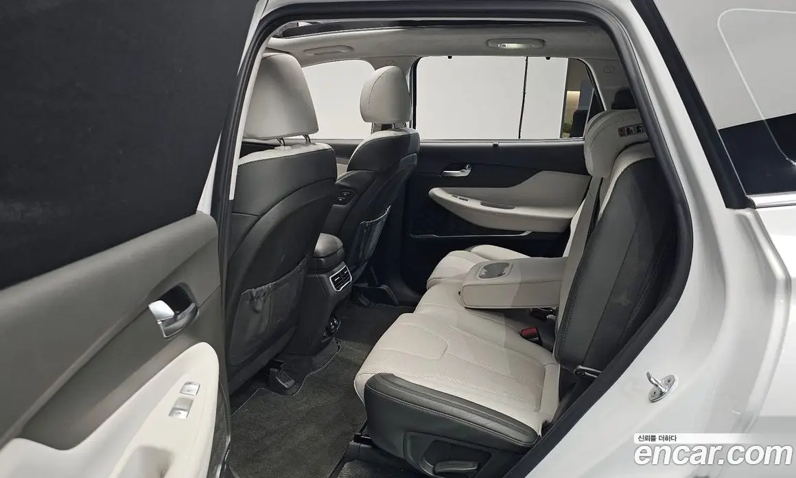 Hyundai Santa Fe 2022 1.6 автомат (гидро), фото 17 Hyundai Santa Fe 2022 1.6 автомат (гидро), фото 17