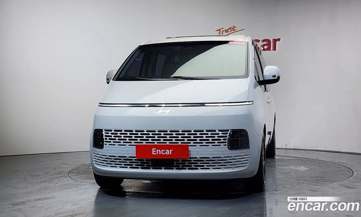 Hyundai Staria 2025 2.2 автомат (гидро), фото 2 Hyundai Staria 2025 2.2 автомат (гидро), фото 2