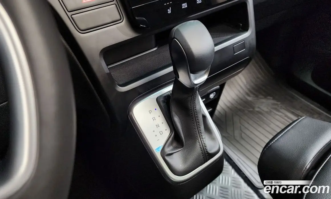 Hyundai Staria 2025 2.2 автомат (гидро), фото 11 Hyundai Staria 2025 2.2 автомат (гидро), фото 11