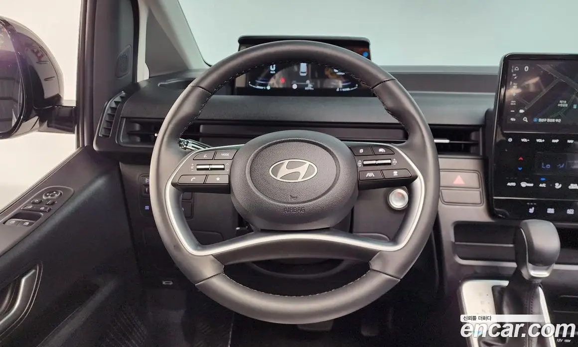 Hyundai Staria 2025 2.2 автомат (гидро), фото 17 Hyundai Staria 2025 2.2 автомат (гидро), фото 17