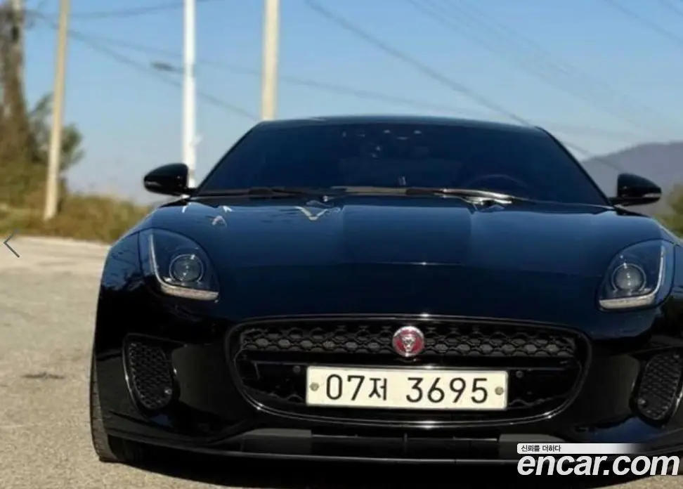 Jaguar F-Type 2019 2.0 автомат (гидро), фото 2 Jaguar F-Type 2019 2.0 автомат (гидро), фото 2