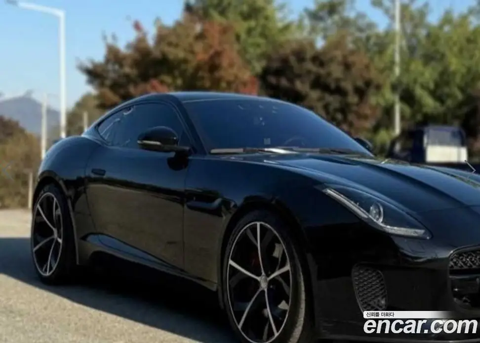Jaguar F-Type 2019 2.0 автомат (гидро), фото 5 Jaguar F-Type 2019 2.0 автомат (гидро), фото 5